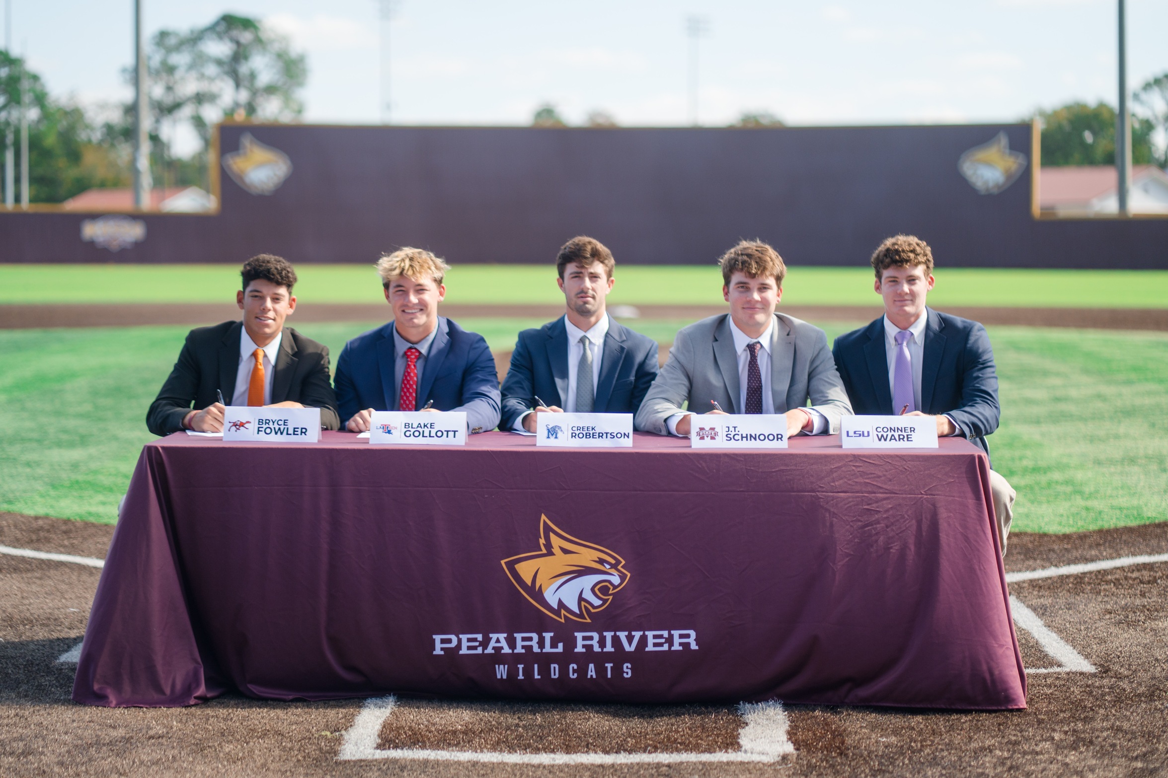 5 Wildcats sign to play at the four-year level
