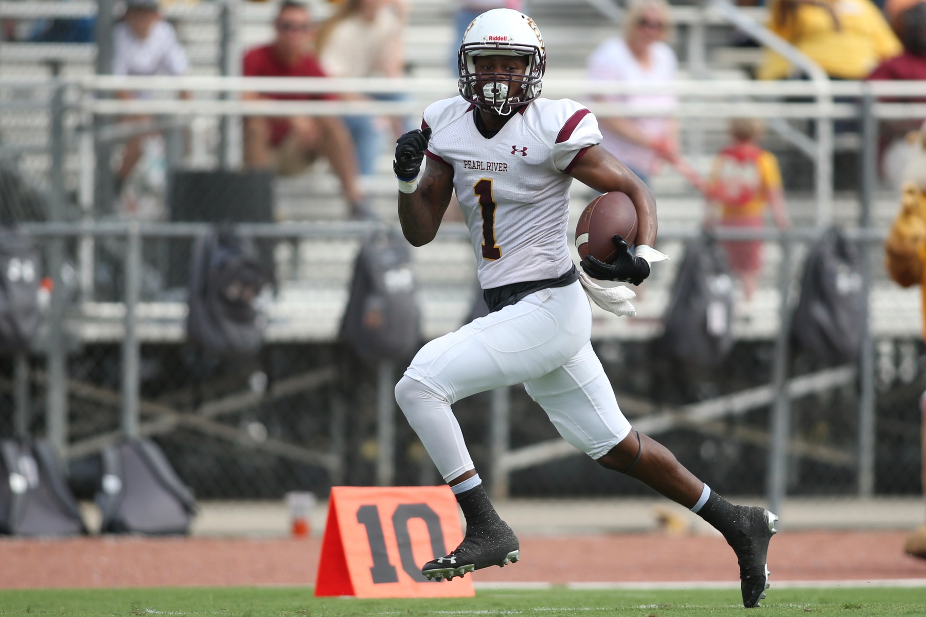 Pearl River struggles at No. 14 Jones College