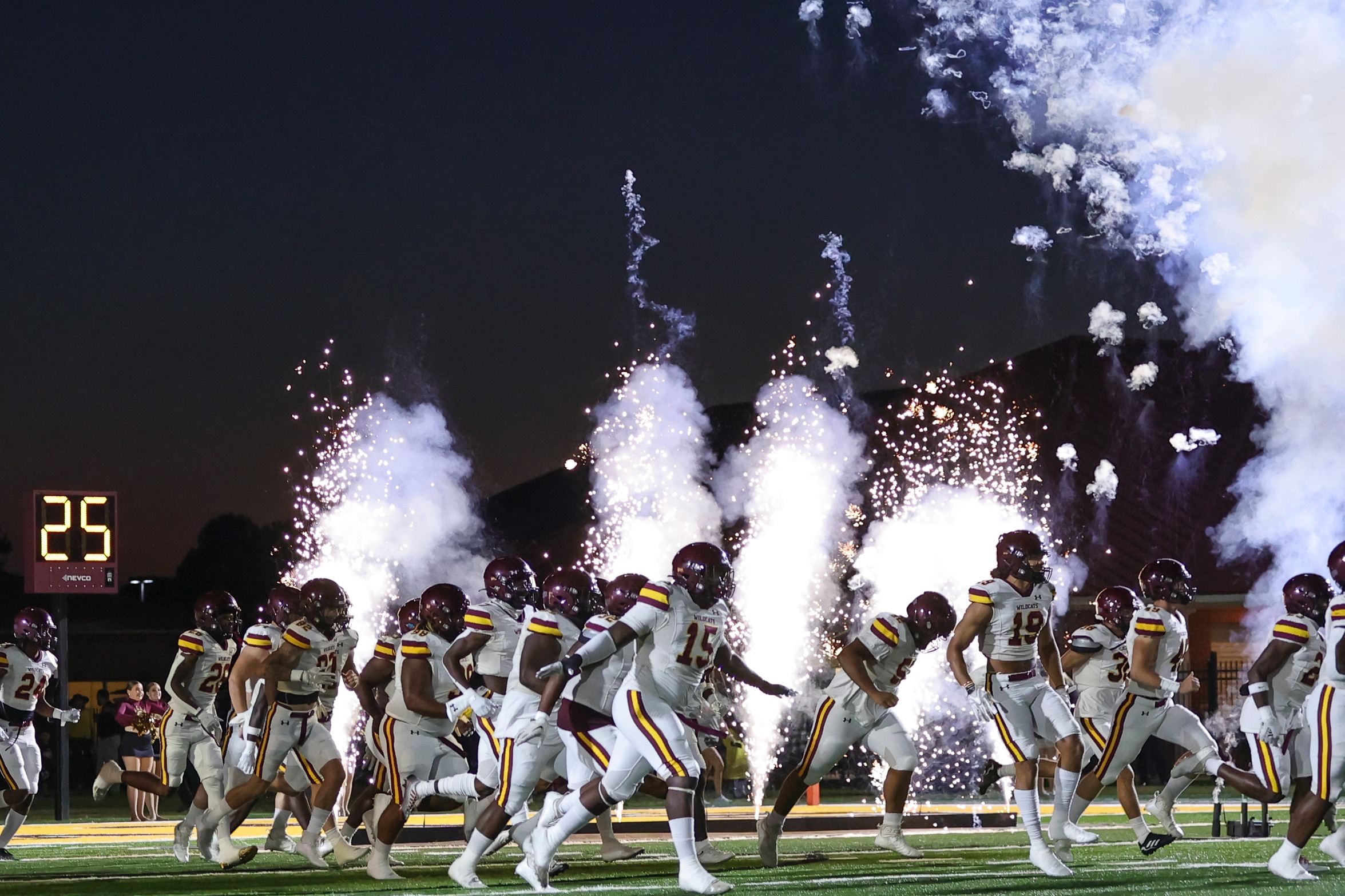 Defense leads the way in Wildcat Homecoming win