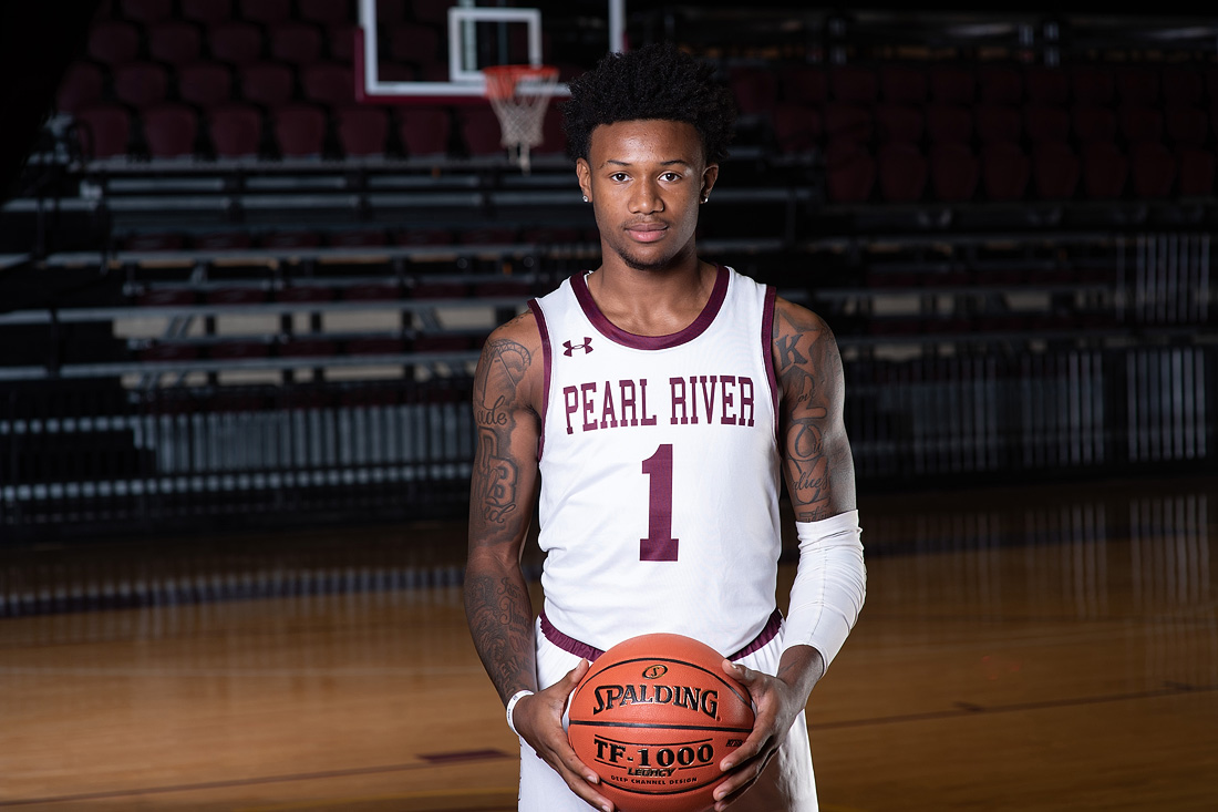 Veterans lead No. 2 Pearl River past Itawamba