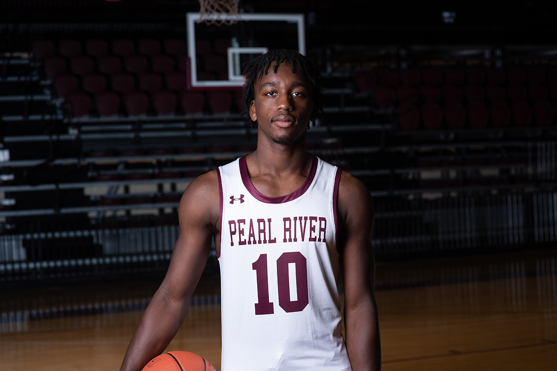No. 3 Pearl River heads into winter break with a bang