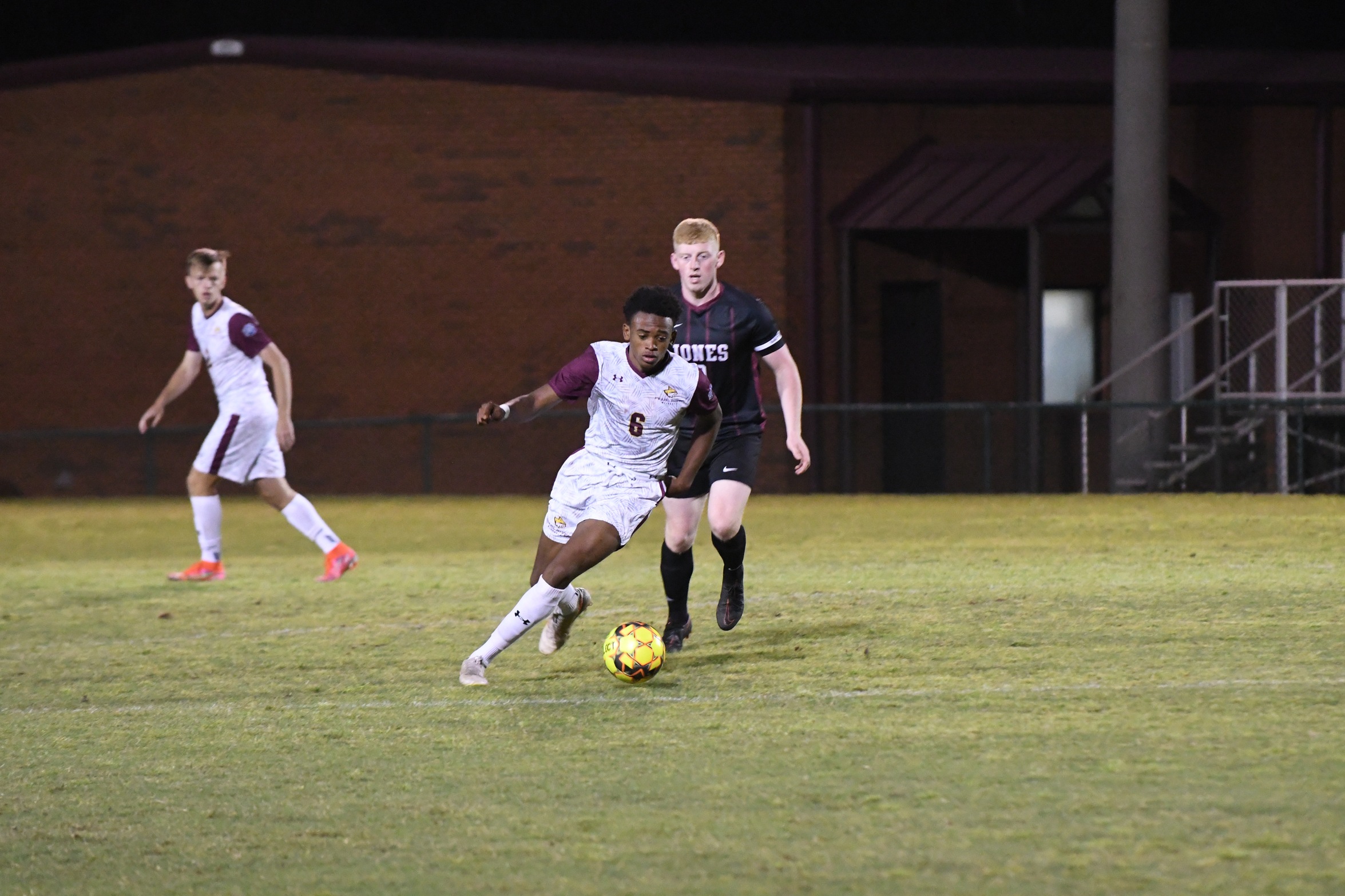 No. 6 Pearl River falls to Jones College