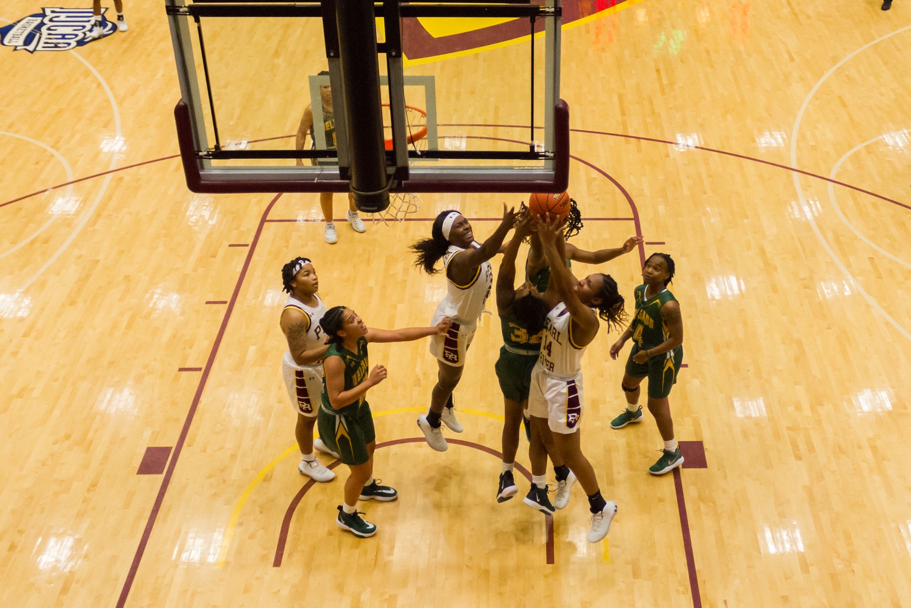 Pearl River women get out and run in opener